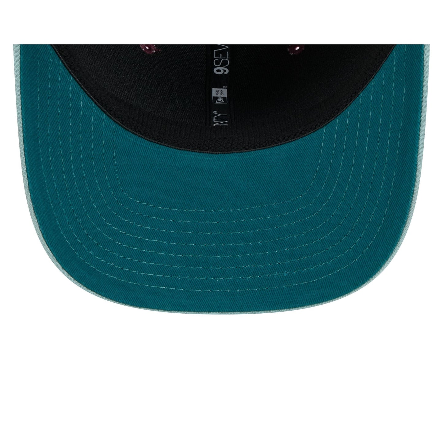 Winnipeg Jets Maroon 9SEVENTY Stretch-Snap Hat