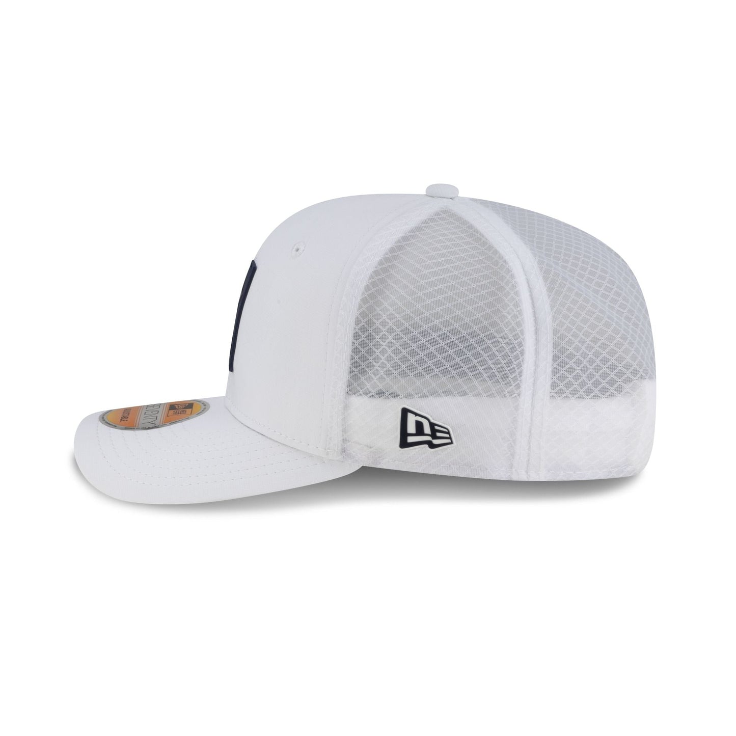 Dallas Cowboys 2025 Sideline Hot Weather White 9SEVENTY Trucker Hat