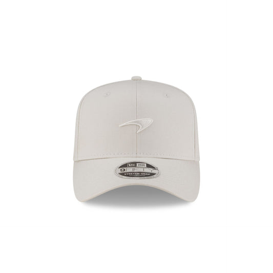 McLaren Formula 1 Team Light Cream 9FIFTY Stretch-Snap Hat