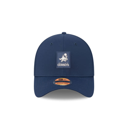 Dallas Cowboys 2025 Sideline Hot Weather Historic 39THIRTY Stretch Fit Hat