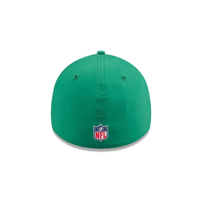 Philadelphia Eagles 2025 Sideline Hot Weather Historic 39THIRTY Stretch Fit Hat