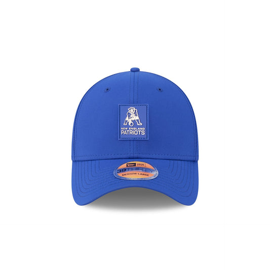 New England Patriots 2025 Sideline Hot Weather Historic 39THIRTY Stretch Fit Hat