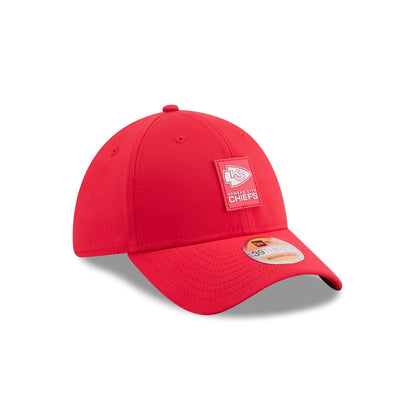 Kansas City Chiefs 2025 Sideline Hot Weather 39THIRTY Stretch Fit Hat