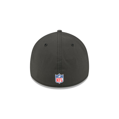 Jacksonville Jaguars 2025 Sideline Hot Weather Black 39THIRTY Stretch Fit Hat