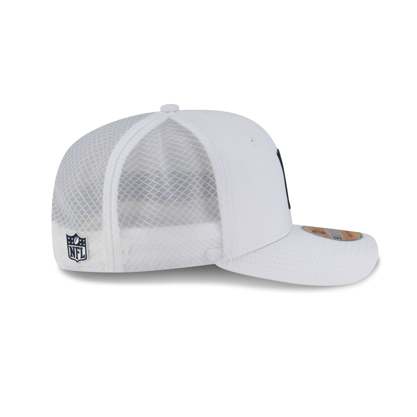 Dallas Cowboys 2025 Sideline Hot Weather White 9SEVENTY Trucker Hat