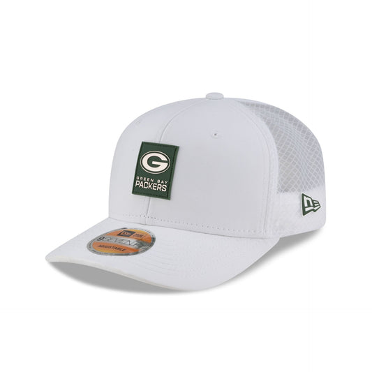 Green Bay Packers 2025 Sideline Hot Weather White 9SEVENTY Trucker Hat