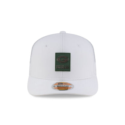 Green Bay Packers 2025 Sideline Hot Weather White 9SEVENTY Trucker Hat