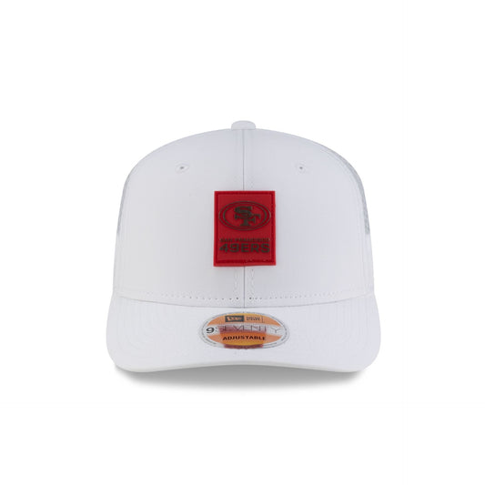 San Francisco 49ers 2025 Sideline Hot Weather White 9SEVENTY Trucker Hat